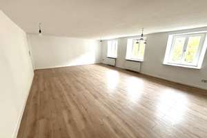 Modernisierte DHH inkl. 196m² Wohnfl., Garage, Balkon, Terrasse uvm. – Tillostraße 22, 79848 Bonndorf im Schwarzwald – Vorschaubild 20
