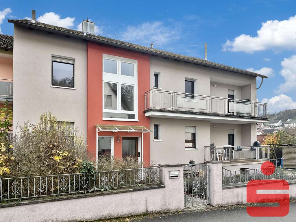 Immobilie in Leinach - Platz für zwei Generationen! - Bild 0