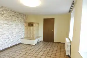 Mehrfamilienhaus mit drei Wohneinheiten, Garagen, Garten Streuobstwiese und Mega-Fernblick! – Trier-Saarburg (Kreis) – Vorschaubild 35