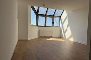 Zentrale 2-Zimmer Wohnung mit Parkplatz – Rheinstraße 19, 65183 Mitte, Wiesbaden – Vorschaubild 2
