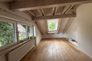 Exklusive Doppelhaushälfte in begehrter sonniger Lage von Murnau mit neuer Einbauküche, usw.. – Die vollständige Adresse der Immobilie erhältst du vom Anbieter., 82418 Murnau am Staffelsee – Vorschaubild 12