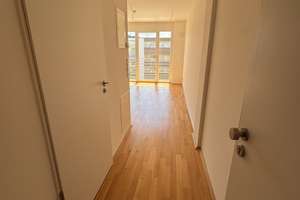 Welcome Students ! 1-Zi.-Apartment mit tollen Highlights! – Oberbürgermeister-Hohner-Str. 3, 86153 Am Schäfflerbach, Augsburg – Vorschaubild 2