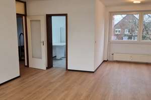 Geschmackvolle, renovierte 3-Raum-Wohnung mit geh. Innenausstattung mit EBK in Paderborn