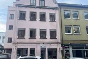 Charmantes Wohn- und Geschäftshaus mit Ensembleschutz in zentraler Innenstadtlage von Augsburg