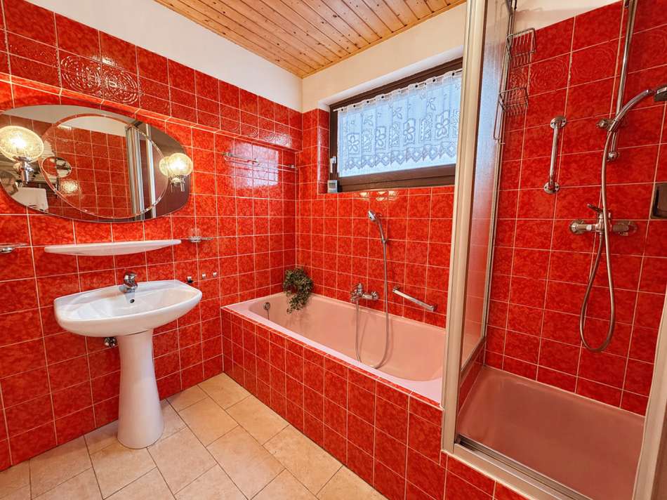 Badezimmer EG