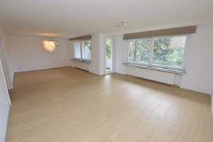 RÖNPAGEL IMMOBILIEN: Bemerode + 2 Zi. WHG + mod. EBK + Loggia + Einzelgarage – Anecampstr. 15 B, 30539 Bemerode, Hannover – Vorschaubild 6
