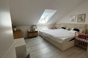 Moderne 3-Zimmer-Dachgeschosswohnung (A+) mit Loggia, Einbauküche, Stellplatz und großem Dachboden – Güldensteinstraße 50, 74081 Sontheim, Heilbronn – Vorschaubild 11