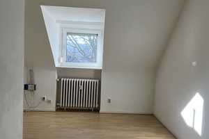 Bezugsfrei !!
Großes 3-Familienhaus (240 m²/9 Zimmer) mit Sonnengarten und Sonnenbalkon in TOP-Lage – Bonn – Vorschaubild 27