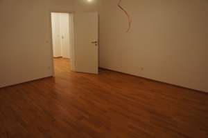 Top renovierte 2 - Zimmerwohnung - WG-geeignet – Hallergasse 3, 93047 Innenstadt, Regensburg – Vorschaubild 4
