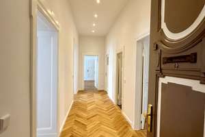 HOCHWERTIG SANIERTER, ELEGANTER STUCKALTBAU MIT GROSSER TERRASSE ZUM RUHIGEN INNENHOF – Trautenaustrasse 8, 10717 Wilmersdorf, Berlin – Vorschaubild 36