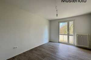 Wohn(t)raum: lichtdurchflutete 3-Zimmer-Wohnung mit großem Balkon – Rosendelle 41, 44869 Bochum – Vorschaubild 3