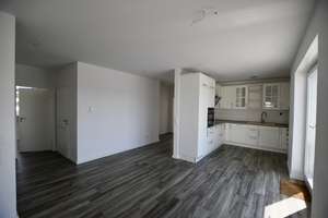 Moderne Dachgeschosswohnung mit großer Sonnenterrasse - 122m² Wohnkomfort auf einer Ebene – Die vollständige Adresse der Immobilie erhältst du vom Anbieter., 26123 Donnerschwee, Oldenburg (Oldenburg) – Vorschaubild 3