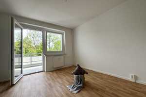 Ideal für jedes Alter: 2-Raum-Wohnung mit Aufzug und ebenerdiger Dusche – Carl-Bobach-Straße 4, 9120 Chemnitz – Vorschaubild 3
