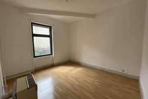 WG-Geeignete 2 Zimmer Altbauwohung im Gallusviertel – 60326 Gallus, Frankfurt am Main – Vorschaubild 5
