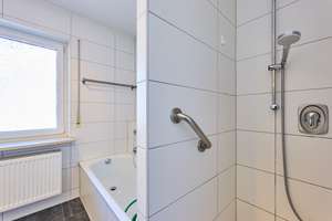 Familienhaus mit Garten, Sauna & Photovoltaik in ruhiger Lage von Waldtrudering – Die vollständige Adresse der Immobilie erhältst du vom Anbieter., 81827 Waldtrudering, München – Vorschaubild 23