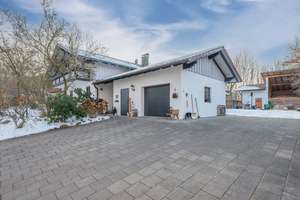 Großes Zweifamilienhaus bestehend aus angebautem Neubau zur Eigennutzung und Altbau mit Wohnrecht – Die vollständige Adresse der Immobilie erhältst du vom Anbieter., 84364 Bad Birnbach – Vorschaubild 10