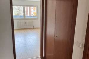Helle Wohnung im 1.OG mit großem Balkon – Suntumer Straße 12, 44803 Laer, Bochum – Vorschaubild 6
