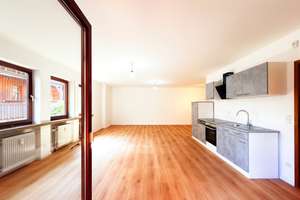 Bezugsfreie, vollst. renovierte Stadtwohnung mit Balkon, Tiefgarage und historischem Altstadtflair – Westliche Stadtmauerstraße 52, 91054 Tal, Erlangen – Vorschaubild 5