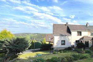 Schöne Haushälfte in ruhiger Siedlung – Die vollständige Adresse der Immobilie erhältst du vom Anbieter., 8340 Schwarzenberg/Erzgebirge – Vorschaubild 2