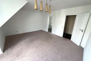 Golzheims "Weiße Siedlung" // 1A Exklusivlage //  Rohdiamant // Lichtdurchflutet // Riesen Terrasse – 40474 Golzheim, Düsseldorf – Vorschaubild 8