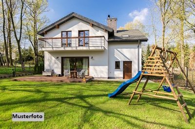 Einfamilienhaus mit Garage - provisionsfrei