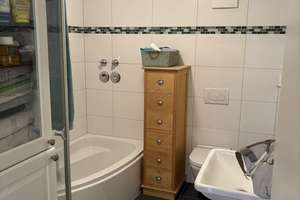 Troisdorf-Bergheim - sehr schöne und geräumige Erdgeschosswohnung mit riesigem Garten! – Die vollständige Adresse der Immobilie erhältst du vom Anbieter., 53844 Troisdorf – Vorschaubild 10
