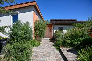 Verfügbare Immobilie mit Potential, Wohnen/Arbeiten im Atrium-Bungalow Löffingen Schwarzwald