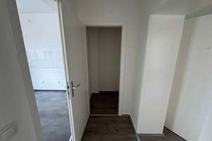 Erdgeschosswohnung - frisch saniert! – Friedrich-Alfred-Straße 169, 47226 Rheinhausen-Mitte, Duisburg – Vorschaubild 5