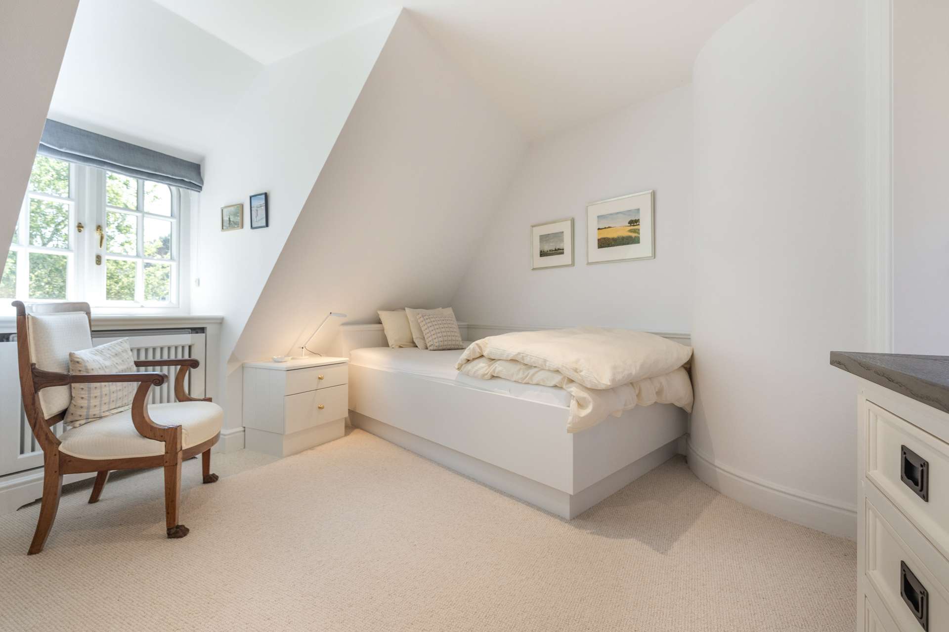 Immobilie in Kampen (Sylt) - Großzügige Doppelhaushälfte unter Reet mit Einzelhauscharakter in Kampen - Bild 16