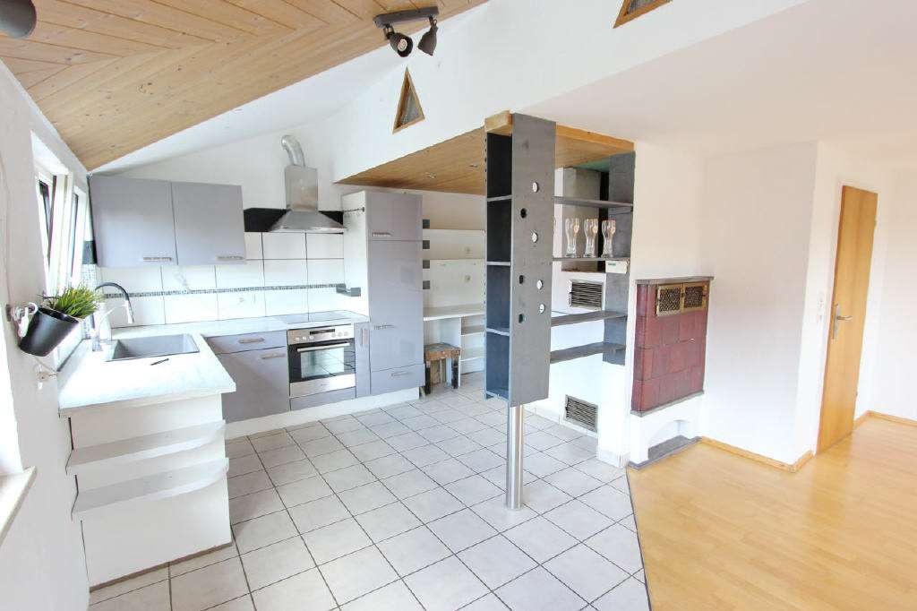 Immobilie in Wangen im Allgäu - Sofort beziehbare, helle Dachgeschoss-Wohnung in Lauflage zur Altstadt - Bild 8