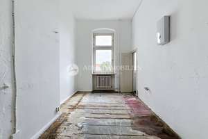 Sanierungsbedürftige 2-Zimmer-Altbauwohnung mit Holzdielen + Balkon! – Philippistraße 3, 14059 Charlottenburg, Berlin – Vorschaubild 11