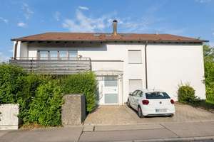 Pfiffige 2 ZW, Garage, Balkon, KA oder Eigenutz, sofort frei !!!