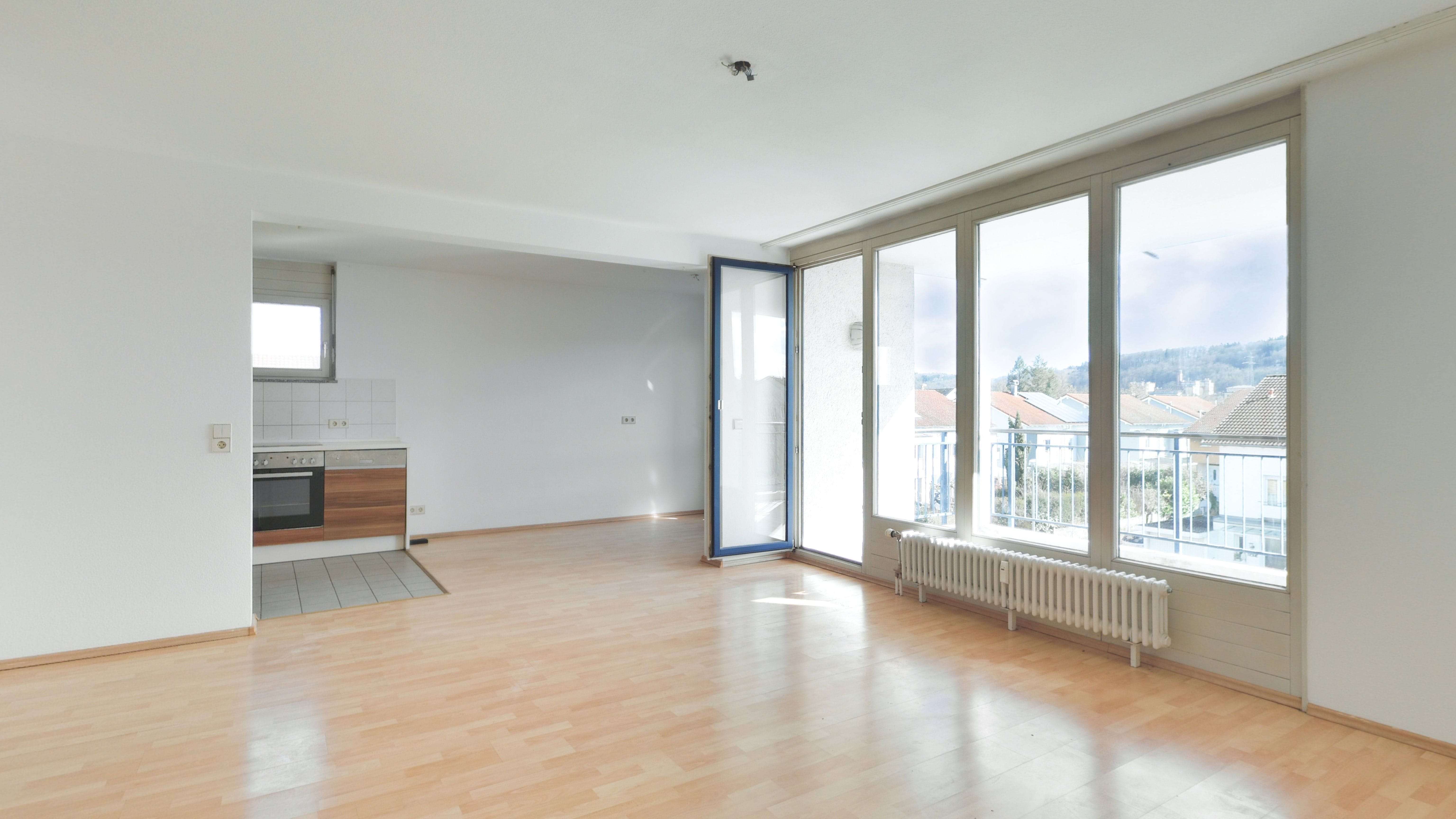 Rückszugsort mit Südbalkon: 3,5-Zi.-Wohnung in Warmbach, Lörrach Kreis – Bild 2