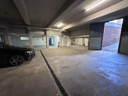 Good Tiefgaragenstellplatz im Kaskadenpark 32 ab 01.01.23 zu vermieten