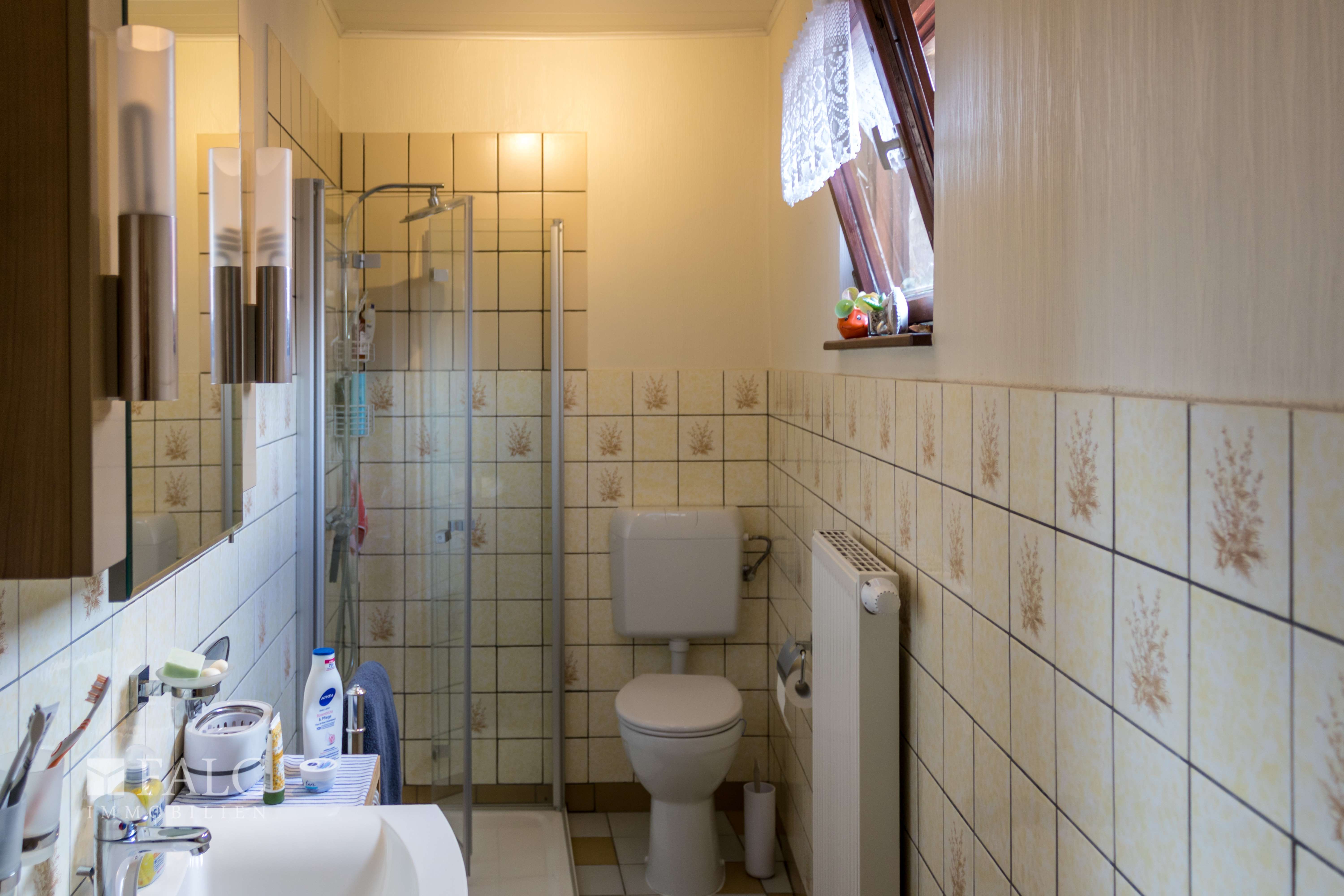 Immobilie in Hermsdorf - Wohnhaus mit Gewerbeeinheit in Hermsdorf - Bild 3