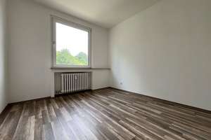 Renovierte 3-Zimmer-Eigentumswohnung in Duisburg-Vierlinden – Die vollständige Adresse der Immobilie erhältst du vom Anbieter., 47178 Vierlinden, Duisburg – Vorschaubild 4