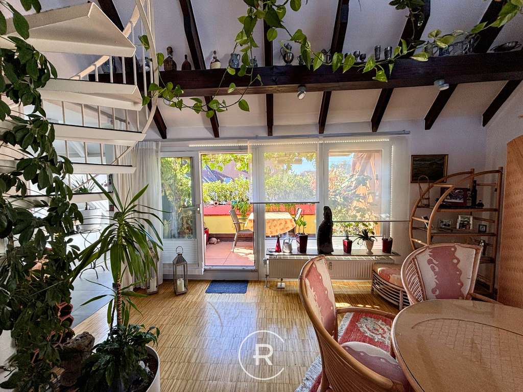 Exklusive Galeriewohnung (Maisonette) mit Loggia – in begehrter Lage nahe der Alten Veste