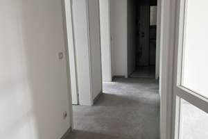 Helle, großzügige 3-Zimmer-Wohnung mit Süd-Westbalkon in ruhiger Wohnanlage zu vermieten – Ermlandstraße 17, 81929 Englschalking, München – Vorschaubild 6