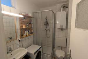 Teilsanierte 2-Zimmer-Hochparterre-Wohnung mit Balkon in Hannover Döhren. – Wiehbergstraße 103, 30519 Döhren, Hannover – Vorschaubild 12