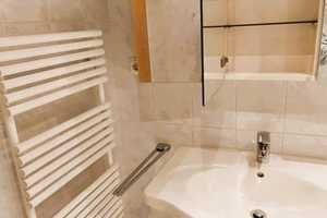 Gepflegtes, großzügiges Reihenhaus, mit außergewöhnlichem Esszimmer in ruhiger Ortslage! – München – Vorschaubild 30