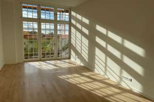 //Willkomen in der Krause Fabrik - 3 Zimmer mit sonnigem Balkon und SP// – Theodor-Neubauer-Straße 60, 4318 Anger-Crottendorf, Leipzig – Vorschaubild 2