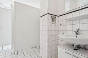 Großzügige 5-Zimmer-Wohnung mit genehmigte Umnutzung zu Wohnraum in zentraler Lage von Münster – 48151 Josef, Münster – Vorschaubild 9
