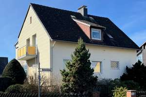 Haus - Zweifamilienhaus auf großem Eckgrundstück in Hannover Nord – Die vollständige Adresse der Immobilie erhältst du vom Anbieter., 30419 Vinnhorst, Hannover – Vorschaubild 3