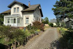 Liebhaberobjekt! EFH-Villa mit großem Grundstück oberhalb von Radebeul-Ost – Die vollständige Adresse der Immobilie erhältst du vom Anbieter., 1445 Radebeul – Vorschaubild 8