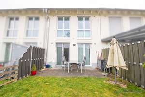Modernes Reihenmittelhaus in Heidesheim-Uhlerborn – Die vollständige Adresse der Immobilie erhältst du vom Anbieter., 55262 Heidesheim am Rhein – Vorschaubild 2