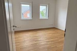 3-Zimmer-Wohnung mit Balkon in Berlin – Arthur-Müller-Straße 16, 12487 Johannisthal, Berlin – Vorschaubild 2