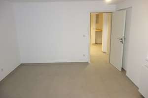 EXKLUSIV IN GRAFENBERG SOUTERRAIN GARTEN-TERRASSENWOHNUNG SEHR RUHIG RENOVIERT MODERNES DUSCHBAD – Hardtstr. 138, 40629 Grafenberg, Düsseldorf – Vorschaubild 6