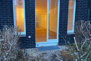 Ihr Rückzugsort zu zweit – stilvolle Wohnung mit kleiner Terrasse! – Simon-Bolivar-Straße 17, 13055 Alt-Hohenschönhausen, Berlin – Vorschaubild 2