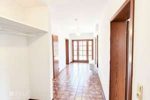 Großzügige 132 m² Wohnung mit großem Balkon und Stellplatz im gepflegten Dreifamilienhaus – Die vollständige Adresse der Immobilie erhältst du vom Anbieter., 54292 Nord, Trier – Vorschaubild 3