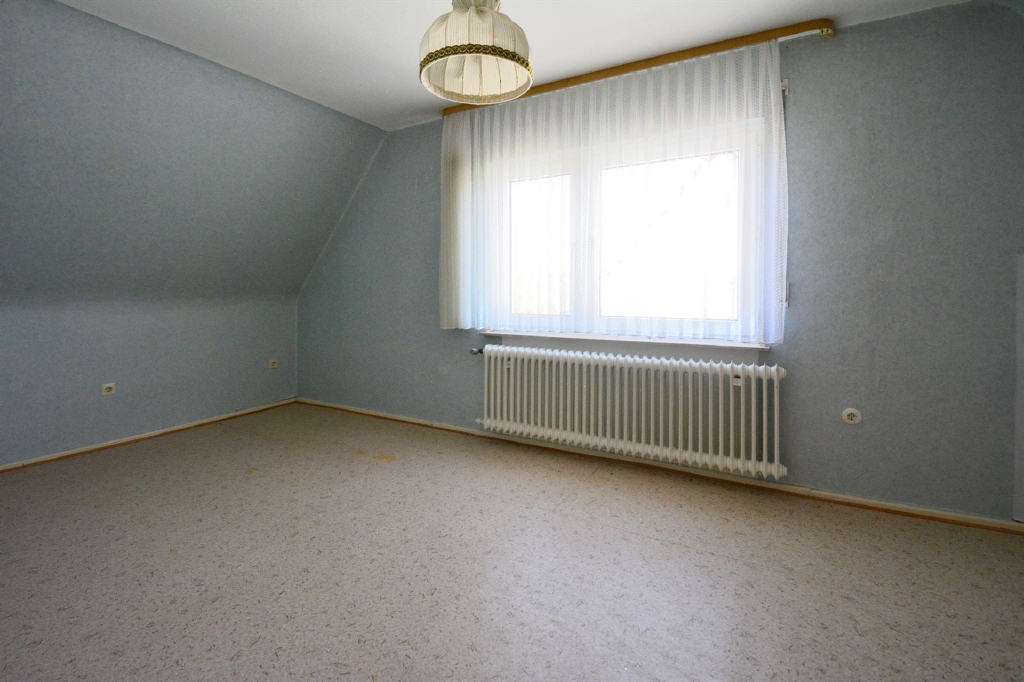 Immobilie in Wolfhagen - Einfamilienhaus mit herrlichem Garten, gute Lage Wolfhagen - Bild 20